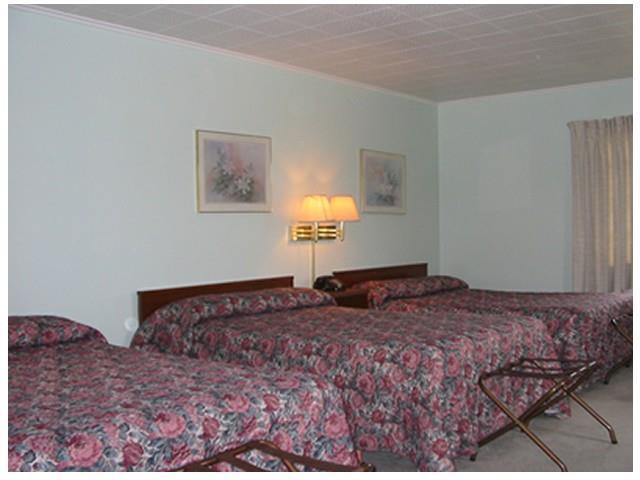 Scottish Inns Fayetteville Bilik gambar