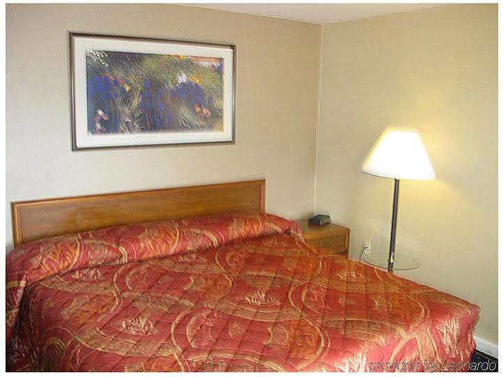 Scottish Inns Fayetteville Bilik gambar