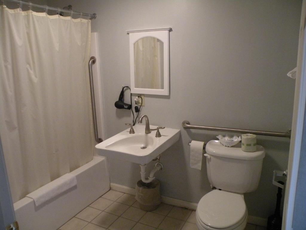 Scottish Inns Fayetteville Bilik gambar